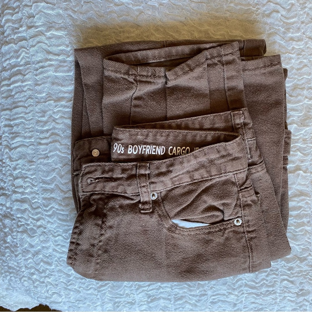 Brown 90’s boyfriend cargo pants